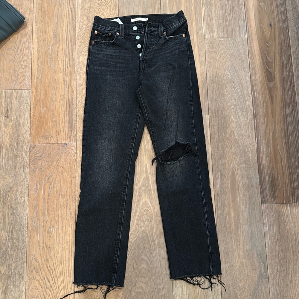 Levi Wedgie Straightt - Size 25